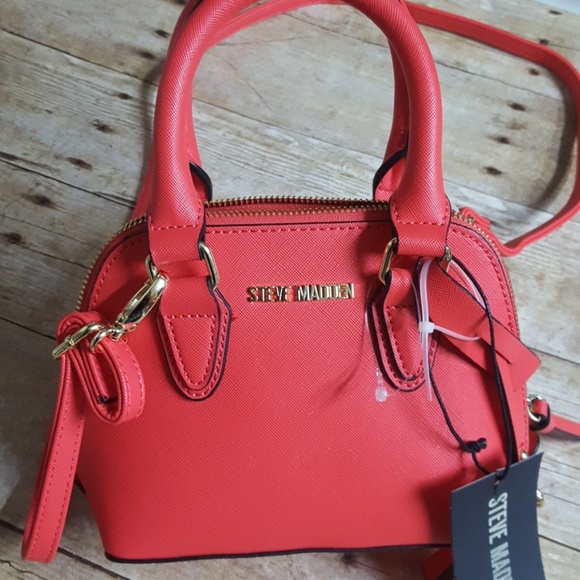 Steve Madden Handbags - Steve Madden crossbody